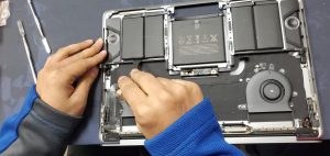 macbook pro A1706 batter service ifixdallas plano certified geek