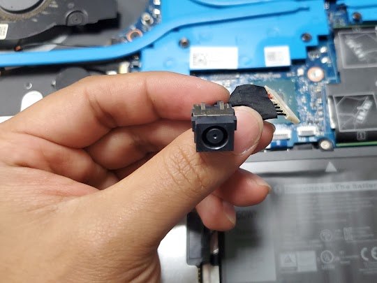 Broken-DC-Port-or-charging-port-repair-and-replacement-on-Laptop